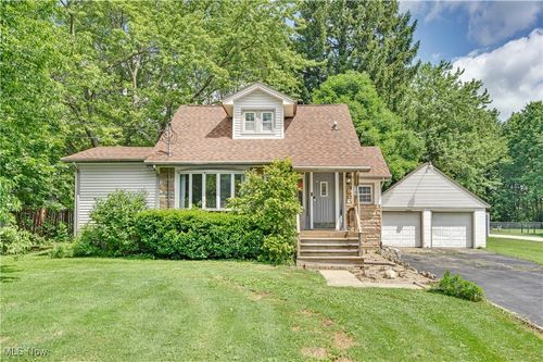 929 Johnson Plank Rd Ne, Warren, OH, 44481-9327 | Card Image