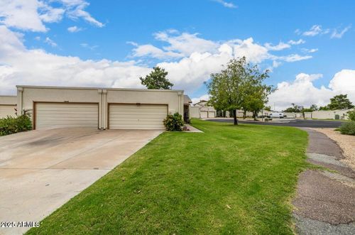 2539 W Pershing Ave, Phoenix, AZ, 85029-1445 | Card Image