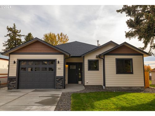 420 E Burgen St, Goldendale, WA, 98620 | Card Image