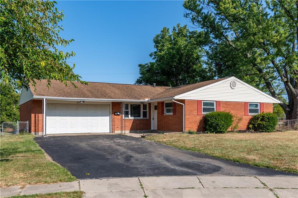 Cash Ct, Fairborn, OH 45324
