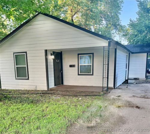 2611 N Trenton Ave, Tulsa, OK, 74106-2618 | Card Image