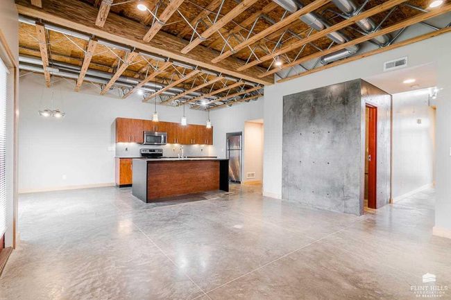 100 Silo Pl, Condo with 3 bedrooms, 3 bathrooms and null parking in Manhattan KS | Image 7