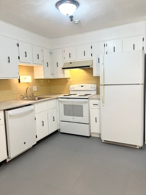 22e-15 Spencer Rd, Boxborough, MA, 01719-1360 | Card Image