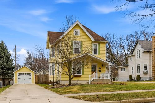 410 E Vine St, Owatonna, MN, 55060-2517 | Card Image