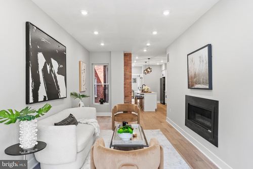 1-26 Todd Pl Ne, WASHINGTON, DC, 20002-1335 | Card Image