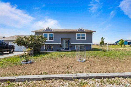 3326 Latigo Rd, Newcastle, WY, 82701 | Card Image