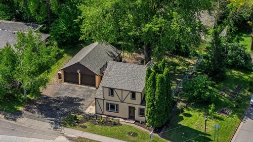 300 Territorial St E, Watertown, MN, 55388-8246 | Card Image