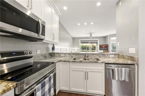 602-230 Newport Dr, NAPLES, FL, 34114-9641 | Card Image