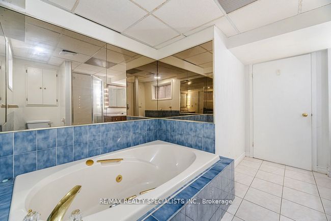 36 Blackthorn Lane, House other with 6 bedrooms, 2 bathrooms and 4 parking in Brampton ON | Image 37