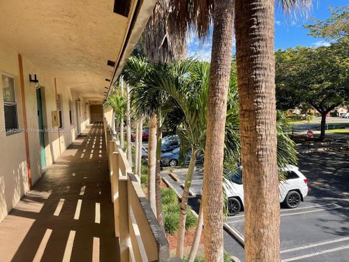 b-3224 Nw 103rd Ter, Coral Springs, FL, 33065-6101 | Card Image