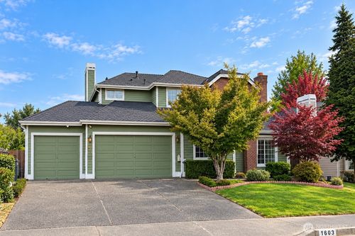 1603 Ilwaco Ave Ne, Renton, WA, 98059-4236 | Card Image