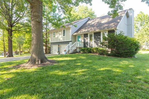 9627 N Wayne Ave, Kansas City, MO, 64155-2175 | Card Image