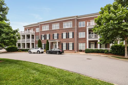 ste-203-201 Swain Cir, Franklin, TN, 37064-1748 | Card Image