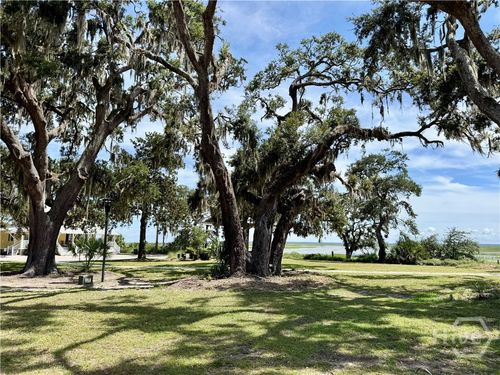 2 Yellow Bluff Dr, Midway, GA, 31320-6897 | Card Image