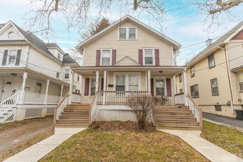 28 Harrison St, Morristown, NJ, 07960-3827 | Card Image