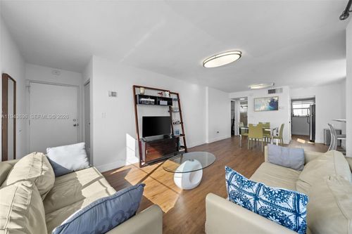 apt-205-631 Jefferson Ave, Miami Beach, FL, 33139-8552 | Card Image