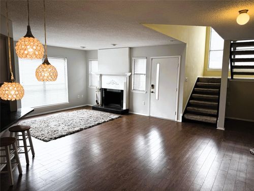 25-62 Evanston St, Houston, TX, 77015-1665 | Card Image