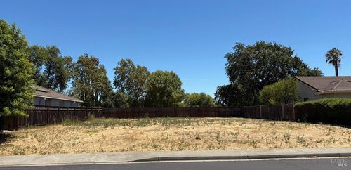 755 Kingman Drive, Vacaville, CA, 95687 | Card Image