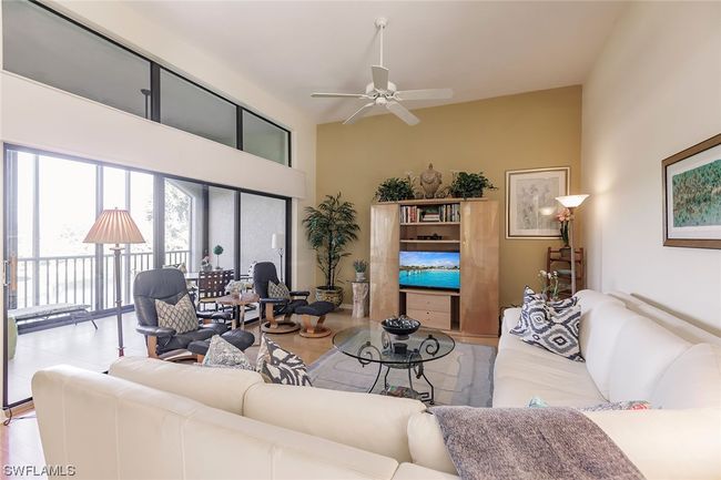 C-302 - 7048 Pelican Bay Boulevard, Condo with 2 bedrooms, 2 bathrooms and null parking in Naples FL | Image 15