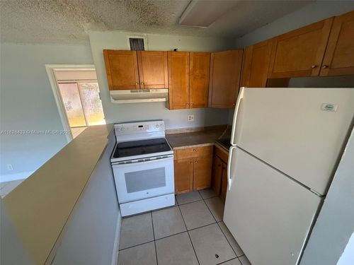 apt-n202-95 Ne 41st St, Oakland Park, FL, 33334-1359 | Card Image