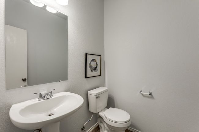 33 Verde Ranch Loop, Townhouse with 3 bedrooms, 3 bathrooms and 2 parking in Leander TX | Image 8