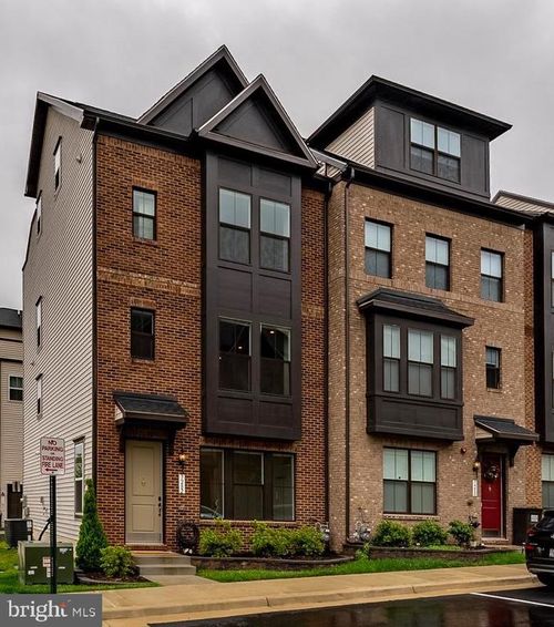 7282 Nittany Ln, ALEXANDRIA, VA, 22306-2372 | Card Image