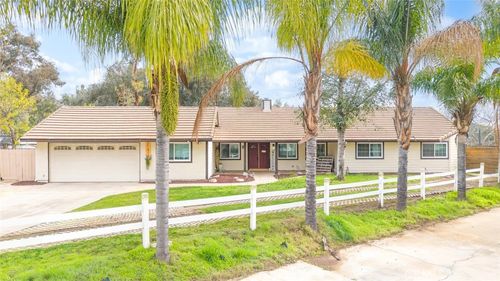 21418 Silver Spur Ln, Wildomar, CA, 92595 | Card Image