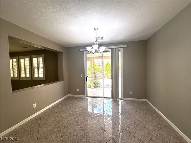 583 Siciliano St, House other with 3 bedrooms, 3 bathrooms and null parking in Las Vegas NV | Image 7