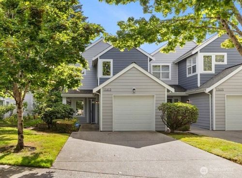 11613 Grove Dr, Mukilteo, WA, 98275-4874 | Card Image