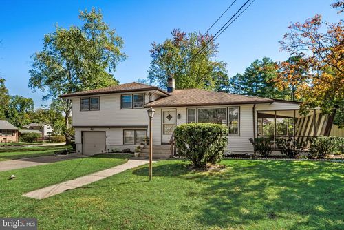 19 Manhasset Trl, Medford Lakes, NJ, 08055-1208 | Card Image