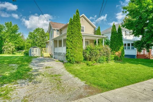 10 Market St, Leicester, NY, 14481-9745 | Card Image