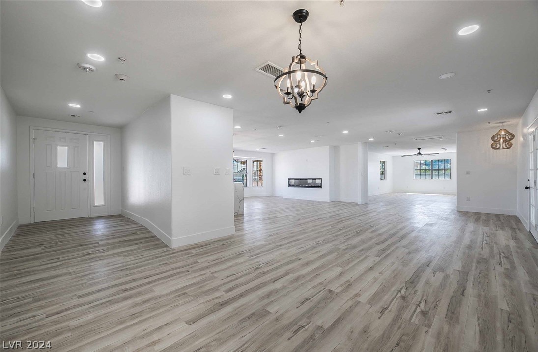 Gowan Rd, Las Vegas, NV 89129