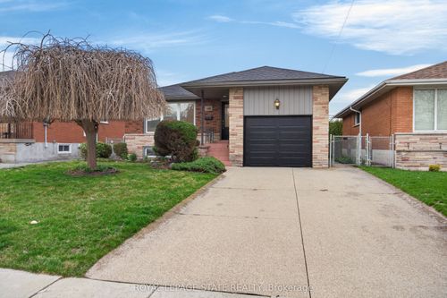 188 Tuxedo Avenue S, Hamilton, ON, L8K2S4 | Card Image