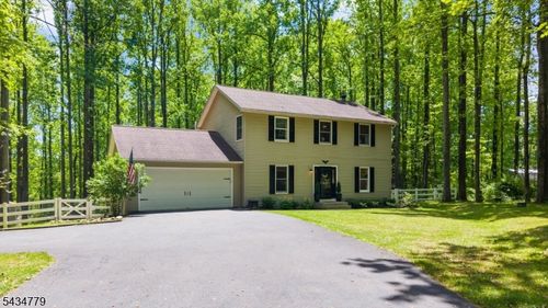 219 Buckley Ave, Oxford, NJ, 07863-3145 | Card Image