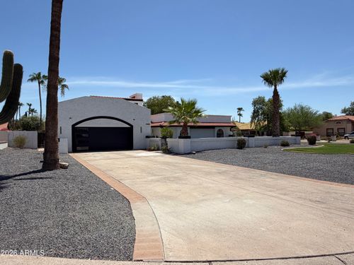 7010 W Eugie Ave, Peoria, AZ, 85381-5066 | Card Image