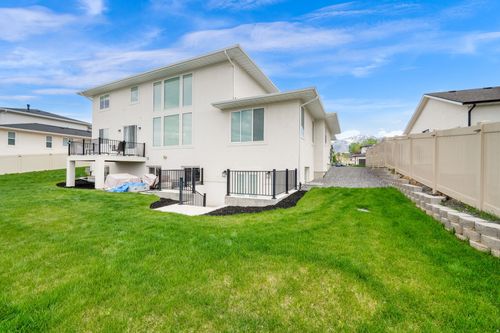 11676 E Dorothy Cir, Sandy, UT, 84070 | Card Image