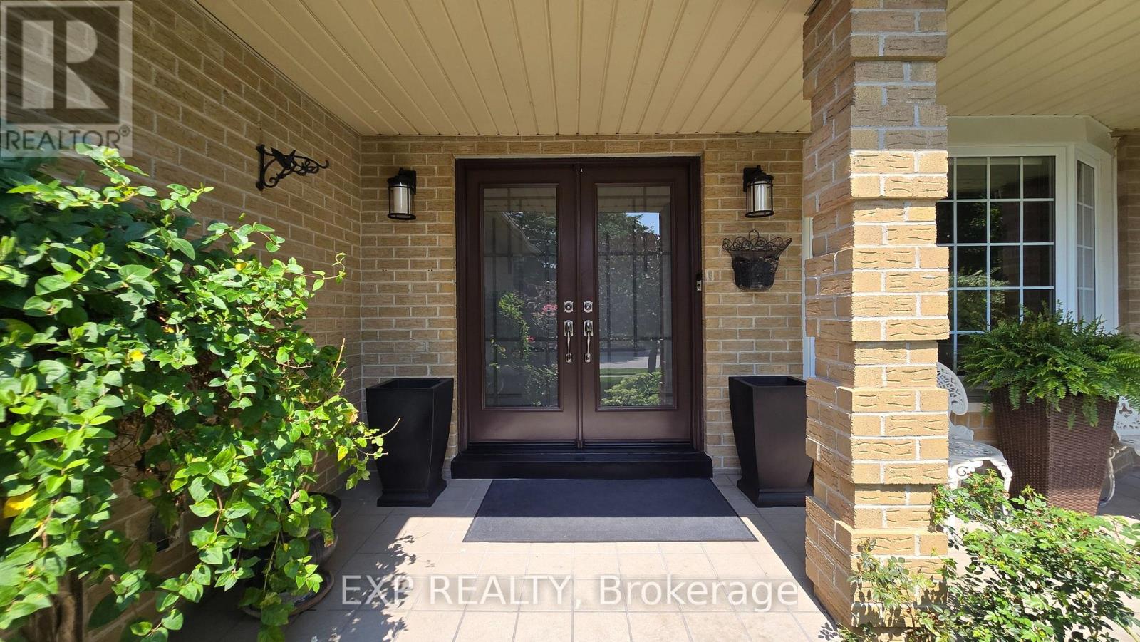 Residential Lease in Oakville (BR Bronte) 2