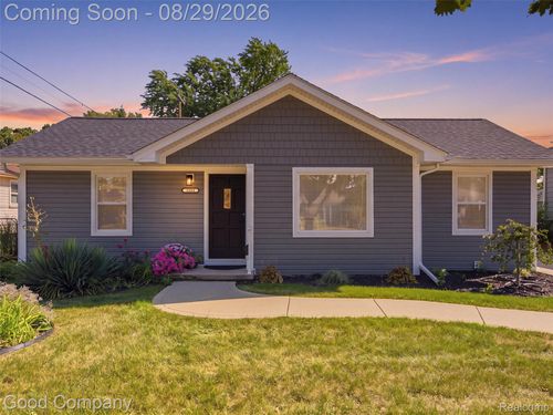 1112 Millard Ave, Royal Oak, MI, 48073-2769 | Card Image