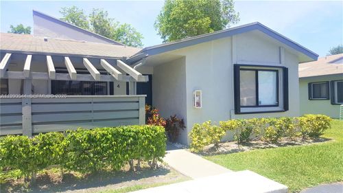 apt-4-453 Lakeview Dr, Weston, FL, 33326-2485 | Card Image