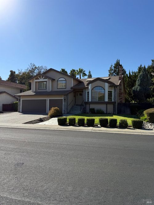 2901 Saint Andrews Road, Fairfield, CA, 94534 | Card Image