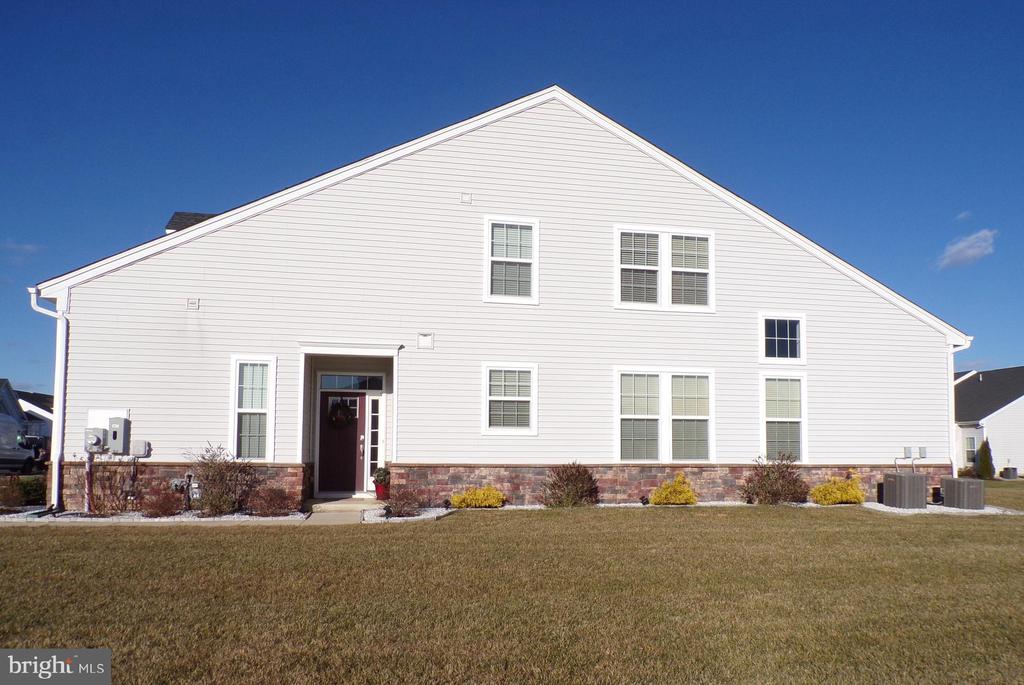 Residential in MOUNT HOLLY 3