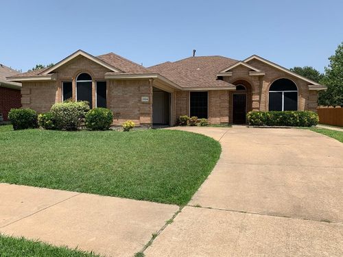2324 Cantura Dr, Mesquite, TX, 75181-4655 | Card Image