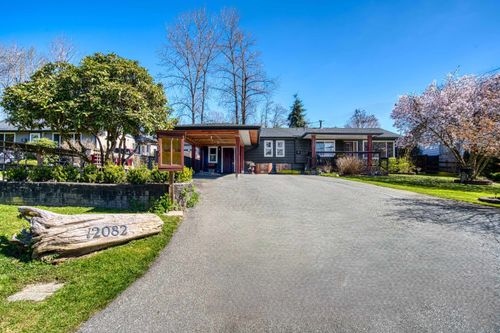 12082 261 St, Maple Ridge, BC, V2W2A6 | Card Image