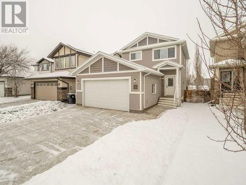 1621 Coalbanks Blvd W, Lethbridge, AB, T1J4H6 | Card Image