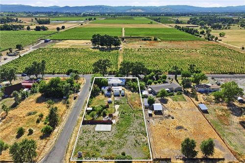 4130 Clark Dr, Kelseyville, CA, 95451-9111 | Card Image