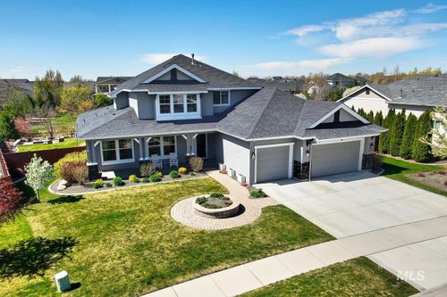 2097 N World Cup Way, Eagle, ID, 83616 | Card Image