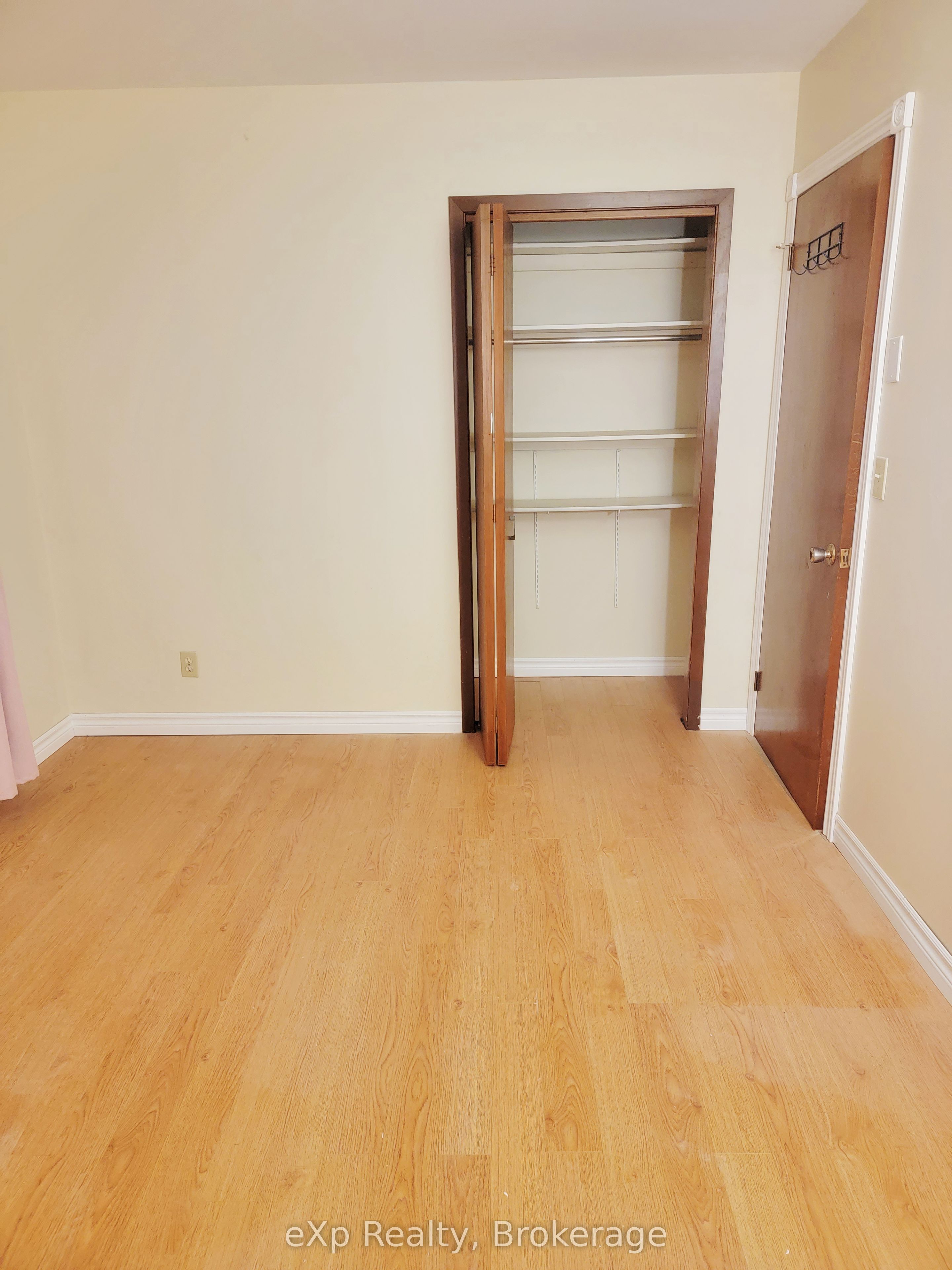 Residential in Owen Sound 4