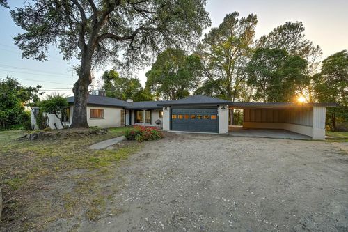 2636 Shirland Tract Rd, Auburn, CA, 95603-9415 | Card Image