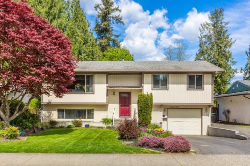 20249 44 Ave, Langley, BC, V3A6L9 | Card Image