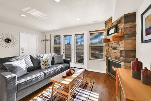 unit-205-5122 Moose Hollow Dr, Eden, UT, 84310-6604 | Card Image